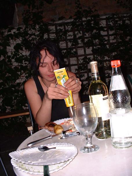 S_GrillenbeiDominiqueSommer2002-0022.JPG