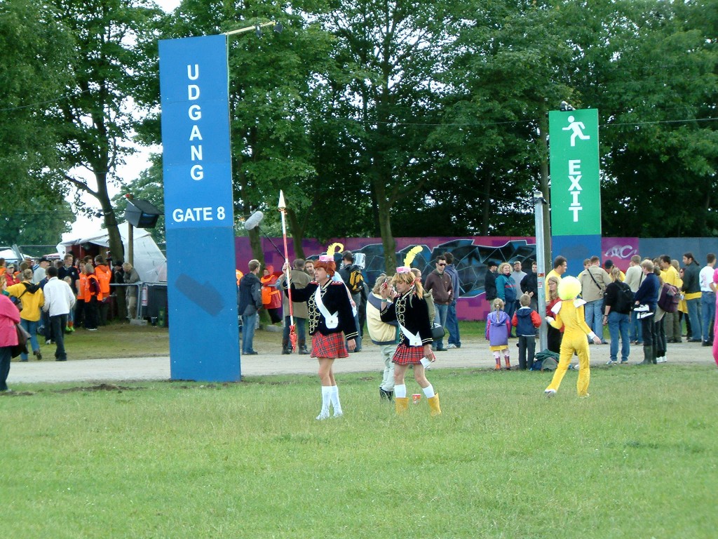 0042kopenhagenroskildebruessel2002.jpg