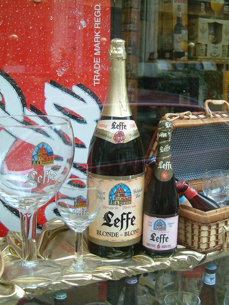 0212kopenhagenroskildebruessel2002.jpg