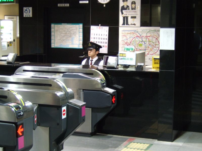 fr4351.JPG