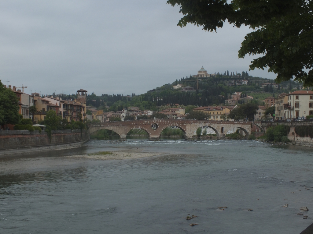 DSCF0003.jpg