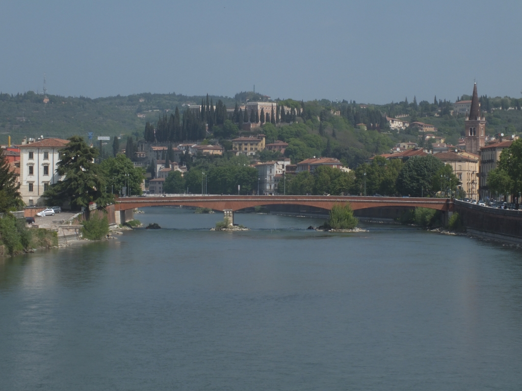 DSCF0005.jpg
